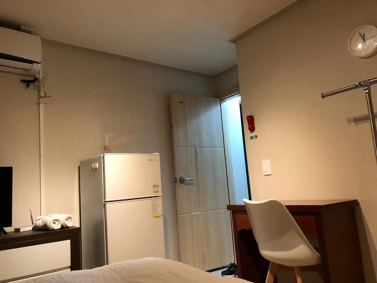 Hostel Rich House Dongdaemun Seul Zewnętrze zdjęcie